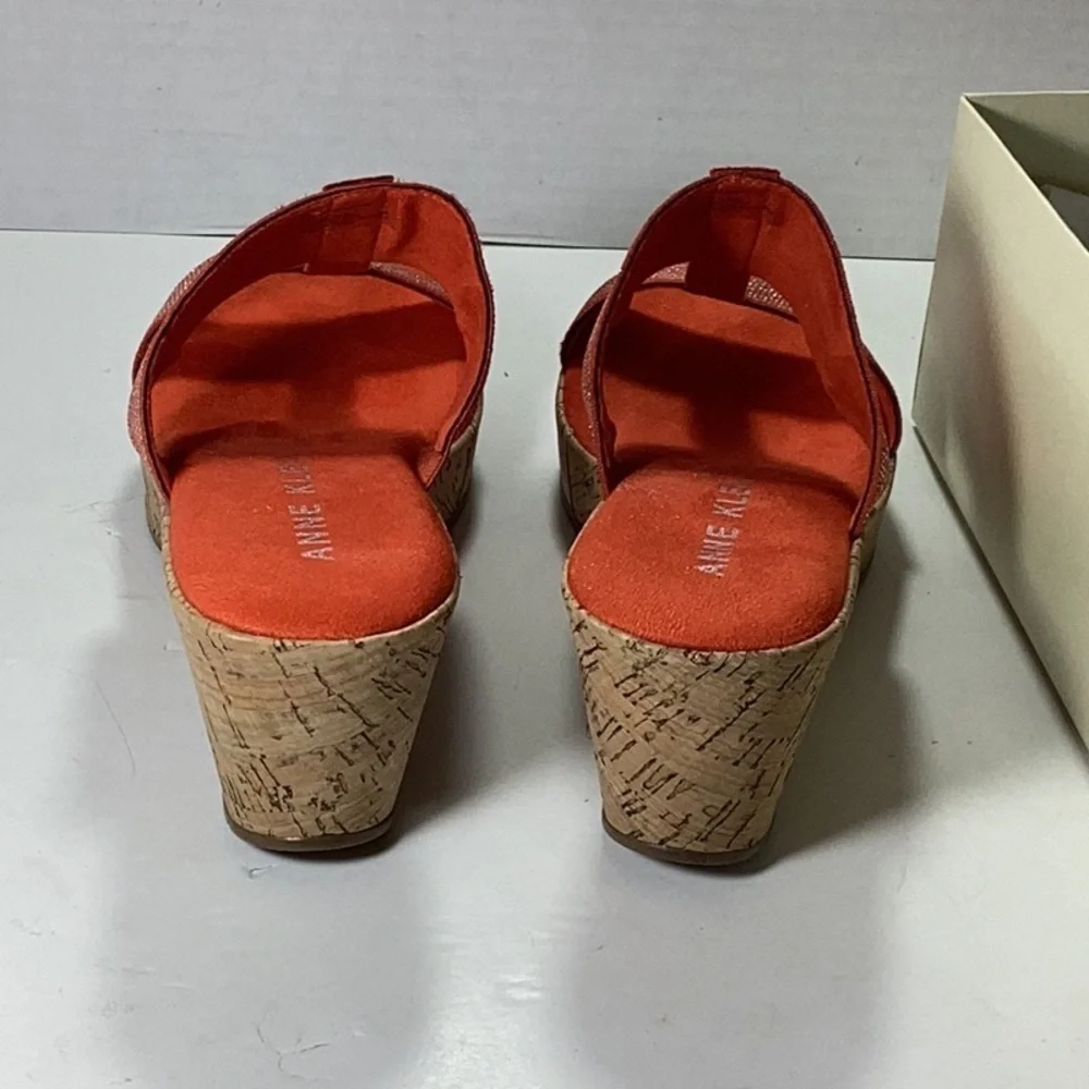 ANNE KLEIN Hardy Elastic Strap Wedge